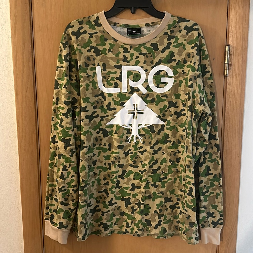 LRG Lifted Research Group Men’s Camo Long Sleeve Tee Shirt Tan Green Size Large